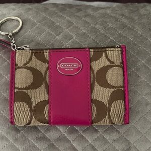 EUC Coach Fuchsia and Tan Card Holder